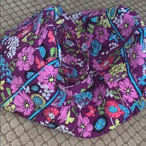 BEAUTIFUL Vera Bradley XL Duffel